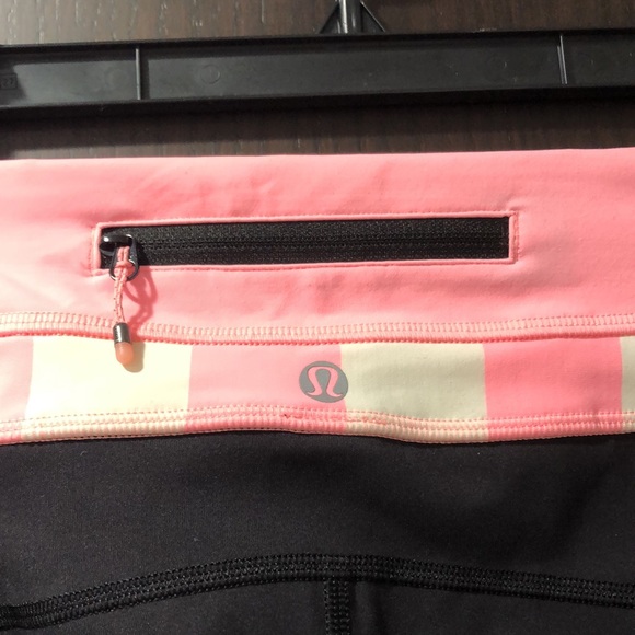 Lululemon Up The Pace Crop - Picture 5 of 8